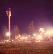 Монумент Воинской славы ночью