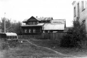 Дом бывшей деревни Лапшино