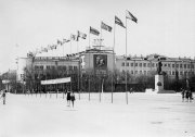 Площадь им. В.И. Ленина. Весна 1969 г.