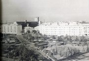Вид на Юбилейную площадь от ул. Хасанова